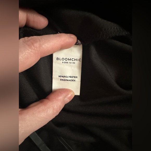 17. 👩🏻‍💼Bloomchic Black Button & Elastic Straight Leg Classic Pants- size 18/20 - Picture 7 of 12